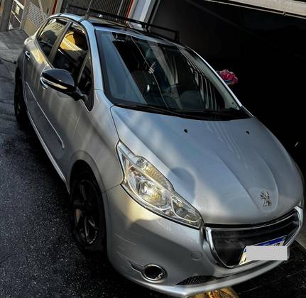 PEUGEOT 208 1.5 ALLURE 8V FLEX 4P MANUAL PEUGEOT 208 1.5 ALLURE 8V FLEX 4P MANUAL